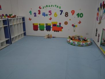 Untitled (7)